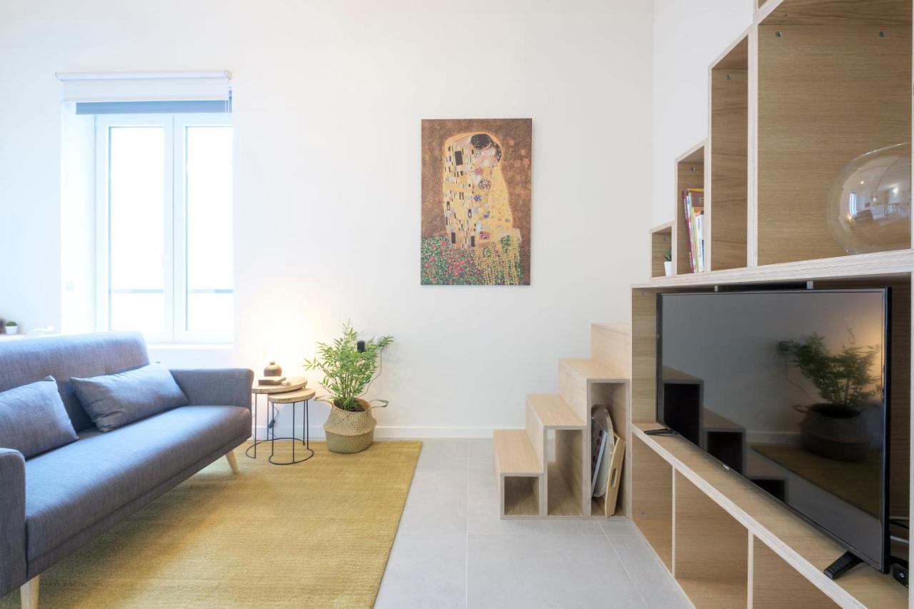 Studios With City View Брюксел Екстериор снимка